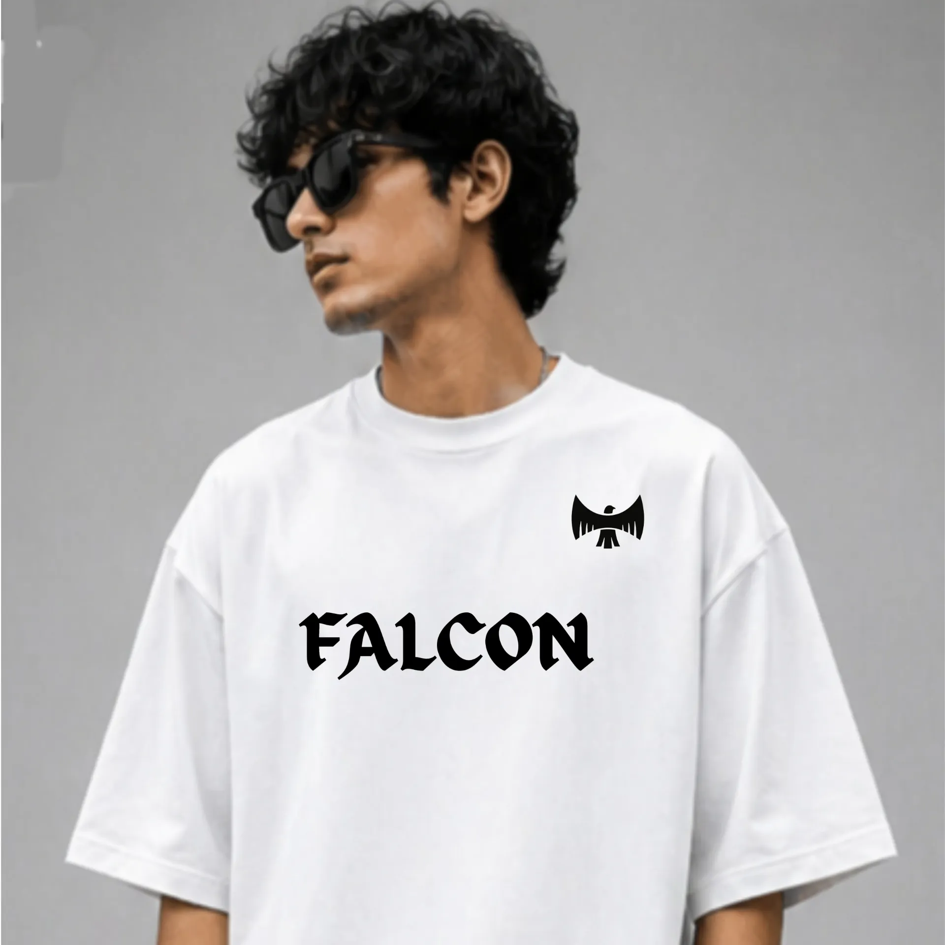 FALCON OVERSIZED T-SHIRT